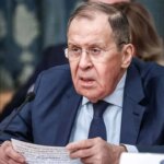 لاوروف: تاثیر منفی جنگ ایران در دریای خزر