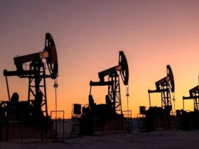 چرا قیمت نفت در حال کاهش است؟