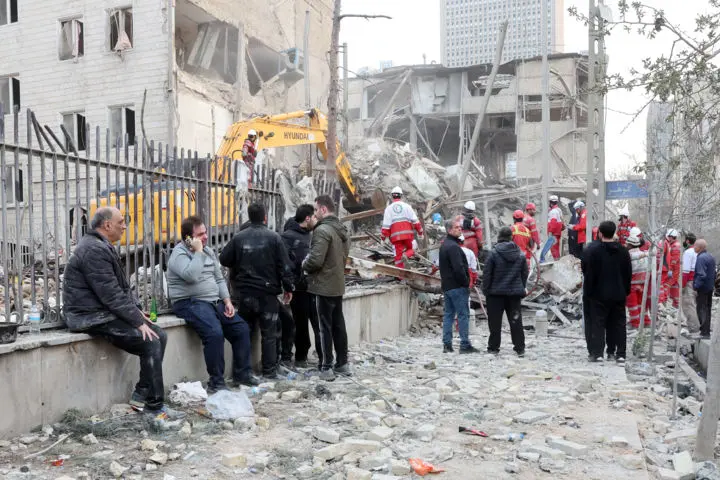 39000 خانه در تهران در اثر جنگ آسیب دیده است 6 39000 خانه در تهران در اثر جنگ آسیب دیده است