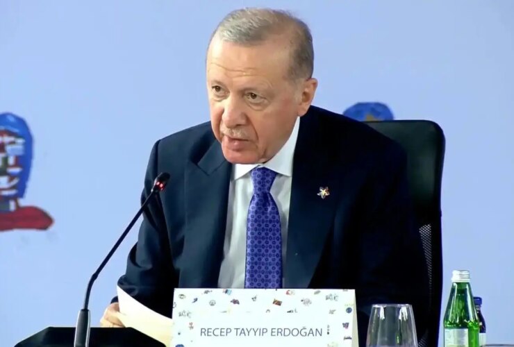 اردوغان: ما در تلاش هستیم تا به جنگ علیه ایران پایان دهیم