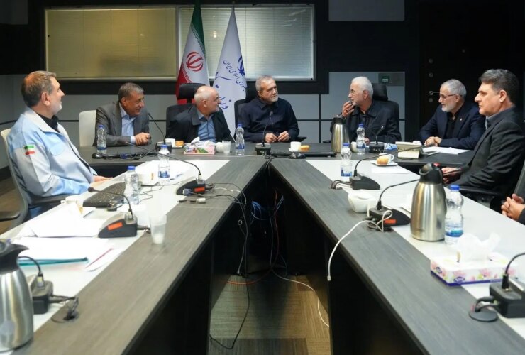 اظهارات پزشکان در خصوص واگذاری اختیارات به مدیران استانی