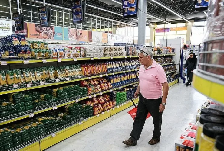 تاثیر جنگ بر خواربارفروشی ها، کافه ها و رستوران های شهر