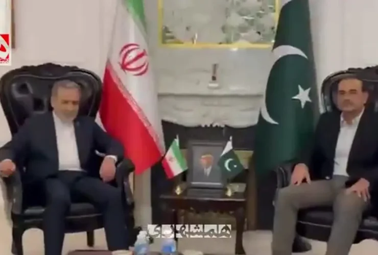 تصاویری از دیدار عراقچی با عاصم منیر در اسلام آباد