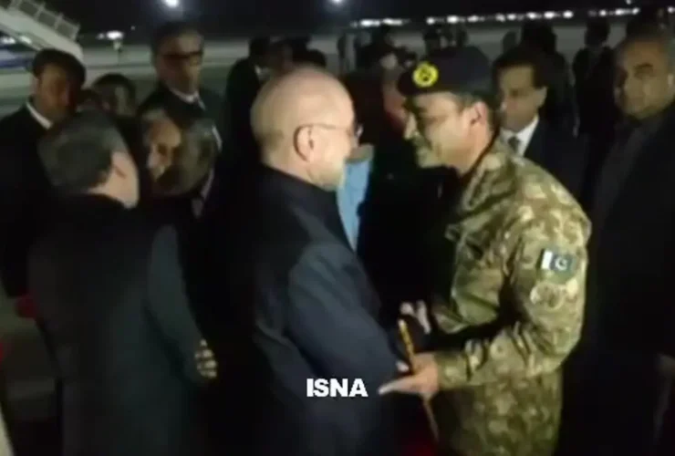 تصاویری از ورود هیئت ایرانی به سرپرستی گالیباف به اسلام آباد
