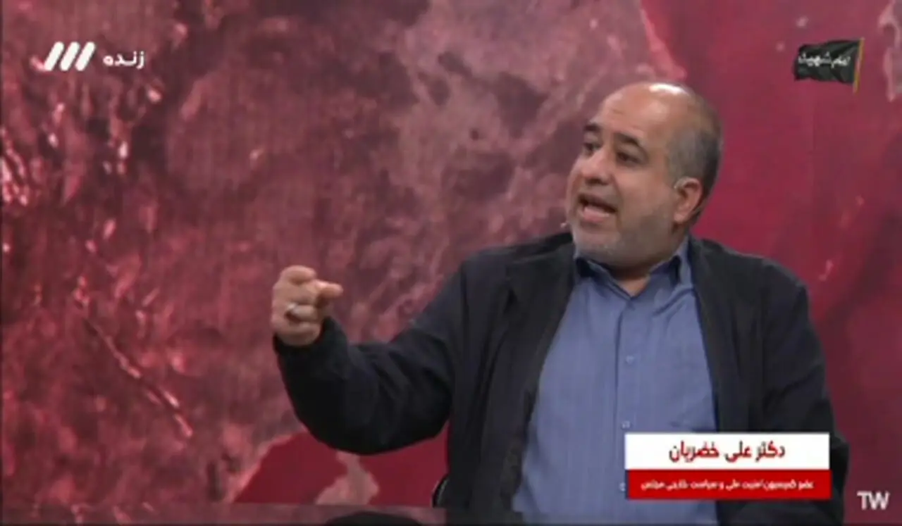 تمسخر خزریان به نماینده مجلس: عنوان خائن توهین به این شخص نیست