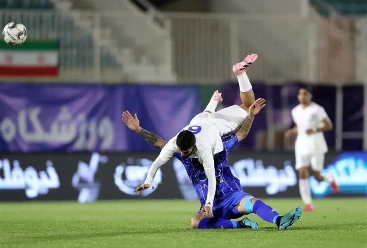 تنها 4 تیم برای ادامه لیگ موافقت کردند. 12 باشگاه مقابل هم قرار می گیرند