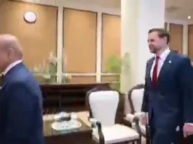 جزئیات دیدار جی دی ونس با نخست وزیر پاکستان