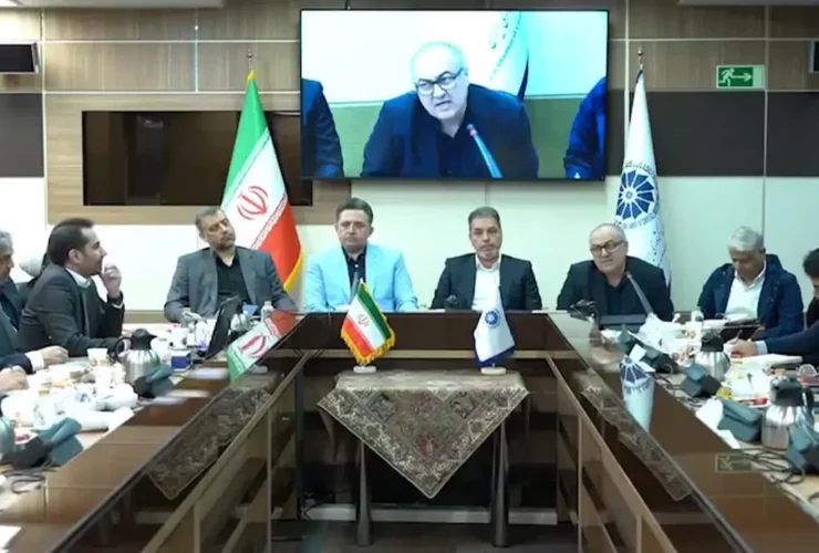 خسارت یک قطع اینترنت در روز معادل فروریختن چند پل B1 یا چندین نیروگاه است.