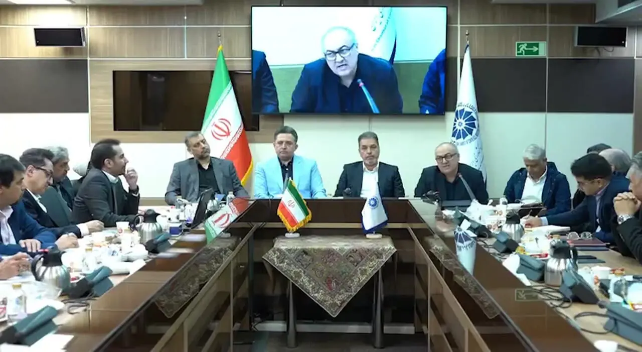 خسارت یک قطع اینترنت در روز معادل فروریختن چند پل B1 یا چندین نیروگاه است.