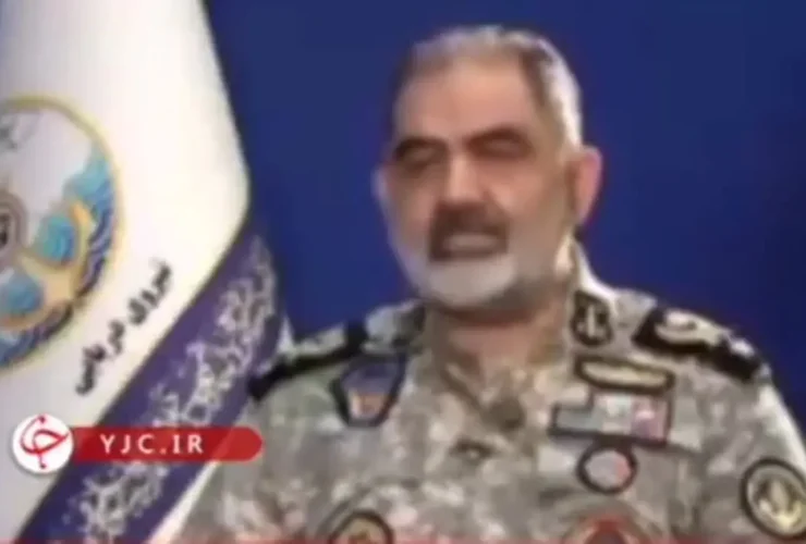 دریاسالار ایرانی: به زودی اسلحه ای از ایران می بینند که خیلی از آن می ترسند
