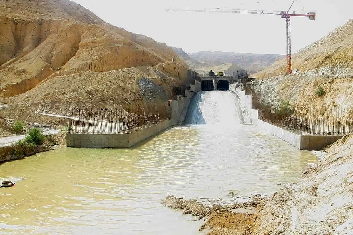 سد چقدر پر است؟ 