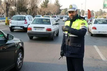 مقررات راهنمایی و رانندگی مراسم نماز جمعه در بقعه امام رضوان الله تعالی علیه 10 مقررات راهنمایی و رانندگی مراسم نماز جمعه در بقعه امام رضوان الله تعالی علیه