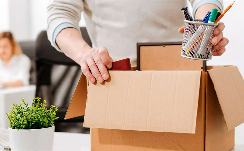 موج گسترده بیکاری؛ تعدیل و اخراج گسترده کارگران و کارمندان بخش های مختلف