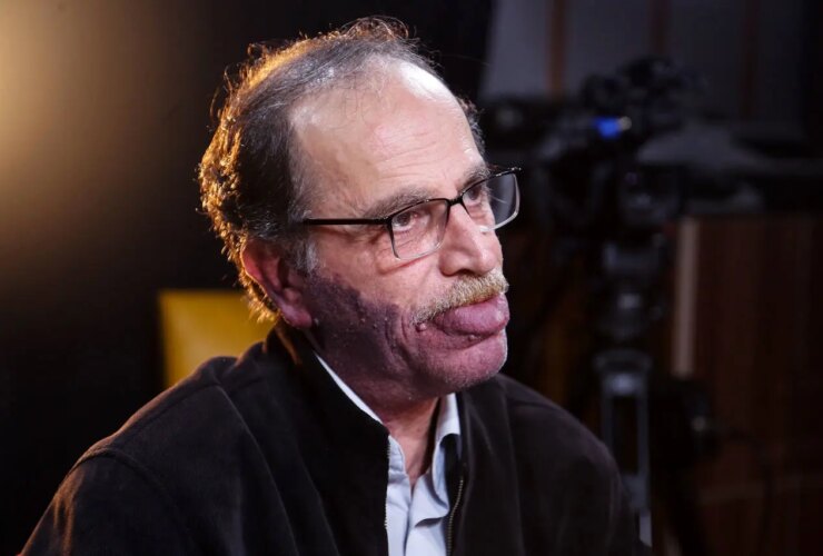 کامبیز نوروزی: قطع اینترنت هدف بین المللی هاست/ رسانه ها مانند داروخانه می مانند، وقتی آن را تعطیل می کنید مشتریان به دنبال داروهای قاچاق می گردند. 18 کامبیز نوروزی: قطع اینترنت هدف بین المللی هاست/ رسانه ها مانند داروخانه می مانند، وقتی آن را تعطیل می کنید مشتریان به دنبال داروهای قاچاق می گردند.