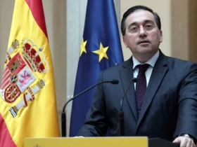 گفتگوی تلفنی عراقچی با همتای اسپانیایی خود