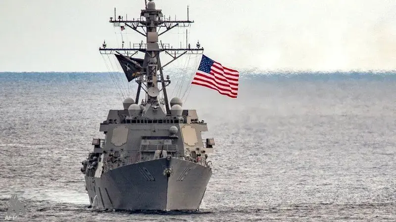 یو اس اس آیزنهاور آتش گرفت