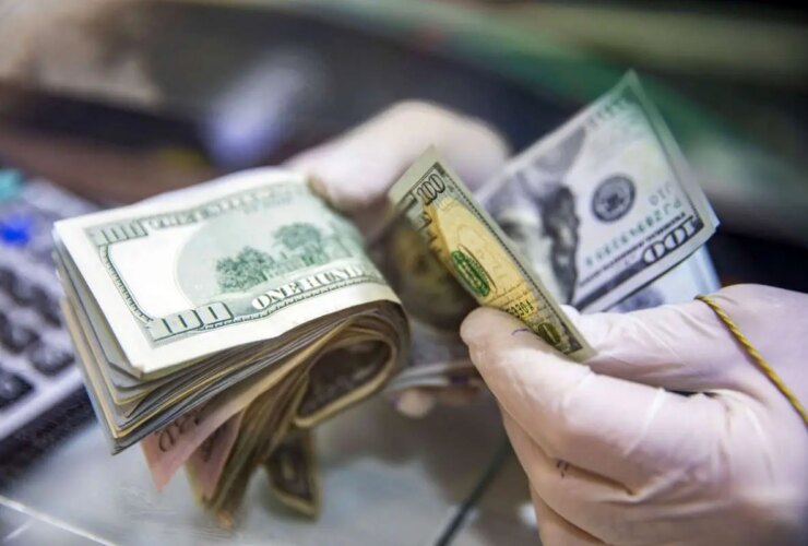قیمت دلار امروز جمعه 11 اردیبهشت 1405