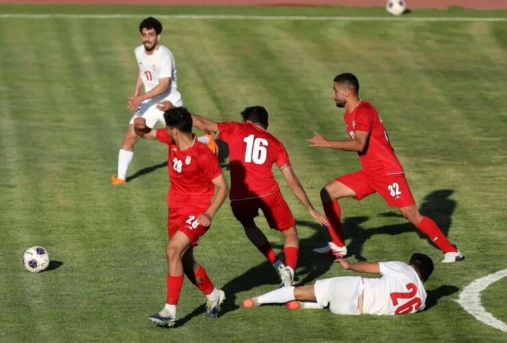 خطوط تیم ملی مشخص شده است؟
