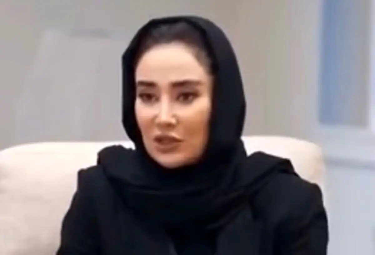 اعتراض بهاره افشاری به ممنوعیت موتور سواری زنان را ببینید