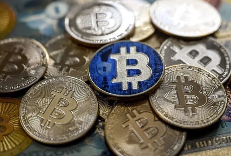 قیمت بیت کوین و اتریوم امروز جمعه 18 می