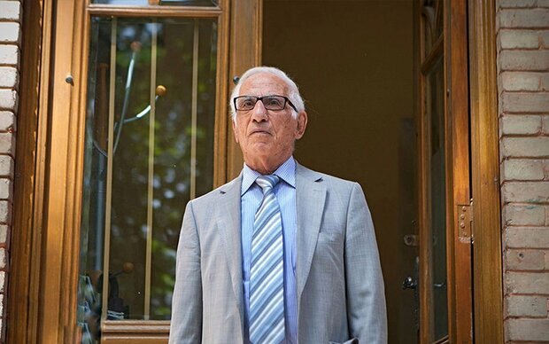 عیسی با امید مرد