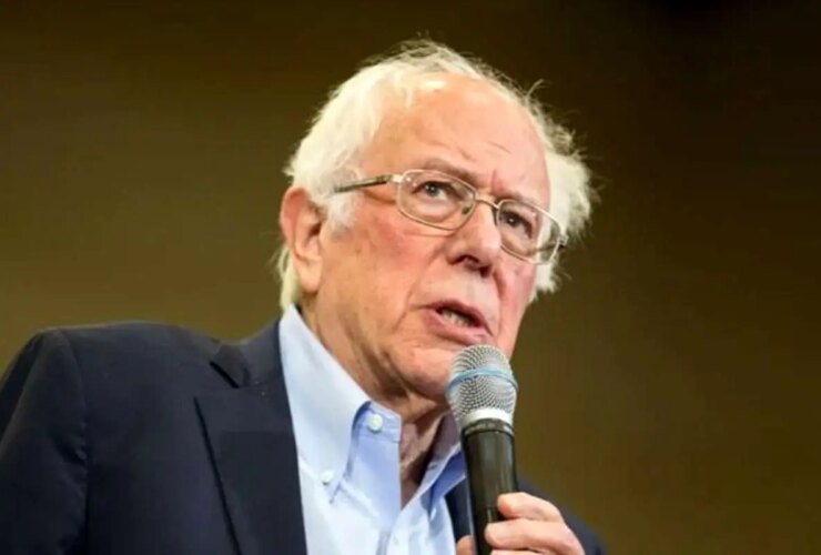 انتقاد سندرز از هزینه های نظامی سرسام آور کاخ سفید