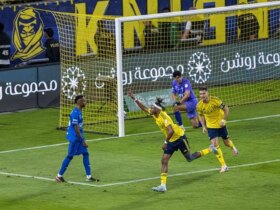النصر مقابل الهلال به تساوی 1-1 رسید. مسابقات قهرمانی به دلیل گل به خودی به تعویق افتاد