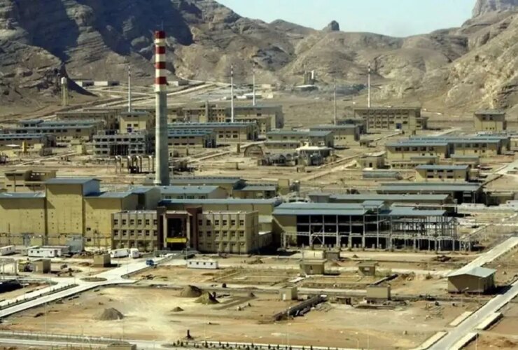 روزنامه نگار اسرائیلی فاش کرد: آموزش نیروهای ویژه برای نفوذ به تاسیسات اصفهان و استخراج اورانیوم غنی شده