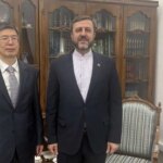 دیدار سفیر چین با معاون حقوقی و بین المللی وزارت امور خارجه
