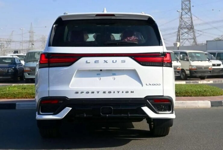 لکسوس LX600; 110 میلیارد خودرو در بازار ایران