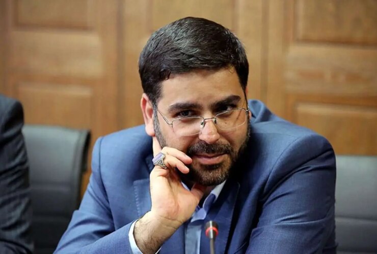 مشاور سابق عراقچی: چرا فردی را که آزار می دهید شهید می شود؟