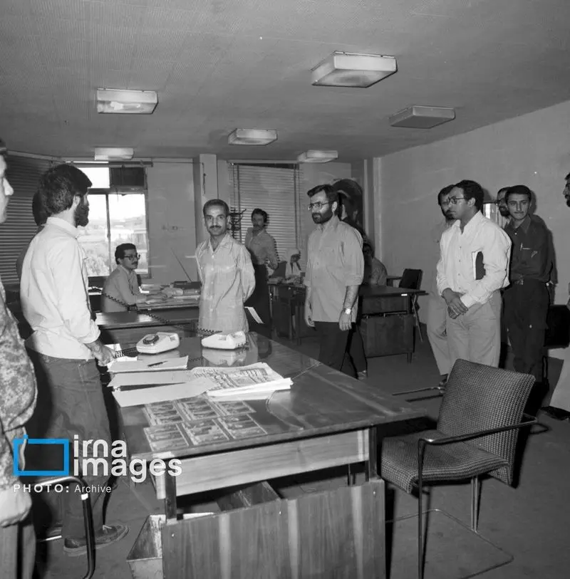 تصاویر کمال خرازی، محسن رضایی و صیاد شیرازی / کمال خرازی و حددادال در ورزشگاه آزادی 9 عکس شهدای جوان کمال خرازی و حددادال در ورزشگاه آزادی/ عکس های دیپلمات شهید در کنار امام، رهبران شهید محسن ریزایی و صیاد شیرازی