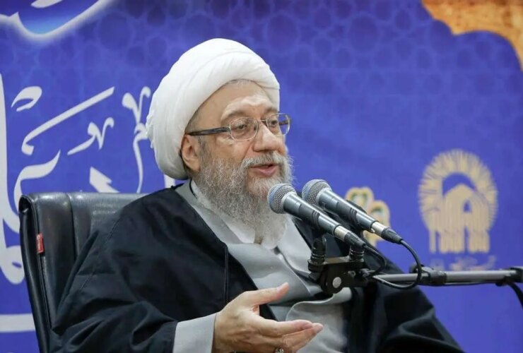 آملی لاریجانی: دشمن در آرایش مستقیم زانو زد 19 آملی لاریجانی: دشمن در آرایش مستقیم زانو زد