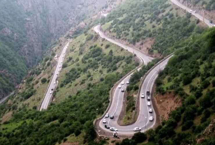 تهران - آزادراه شمالی از طریق جاده چالوس دو طرفه شد
