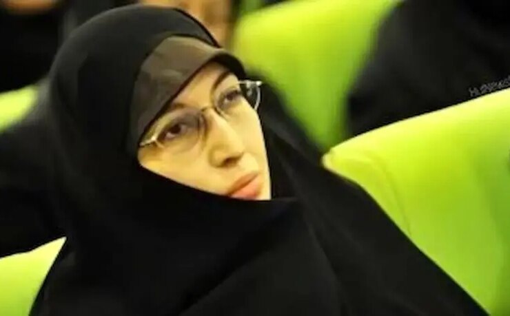 اولین مراسم بزرگداشت 4 شهید خانواده رهبر انقلاب 17 دختر شهید رهبر