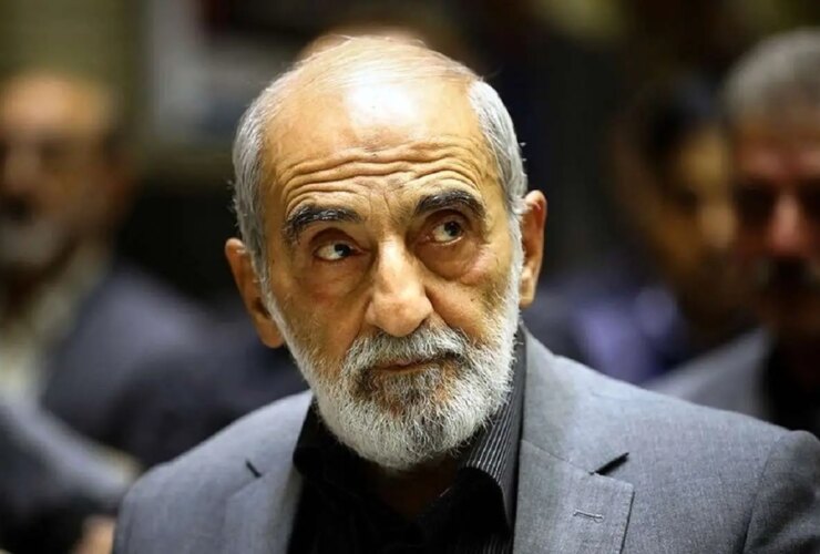 شریعتمداری: در جنگ رسانه ای ضعیف هستیم