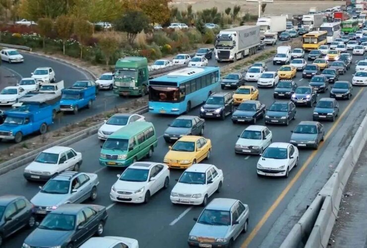 انباشت/زمان سفر 140 هزار خودرو در مازندران باید مدیریت شود