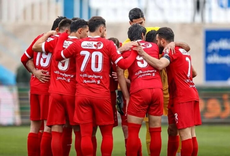 خانه نوسان در تخت جمشید; نزدیک دروازه خروجی سروش، پورعلیگنجی و سرلک!