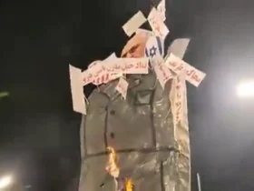 آتش زدن ماکت محمدجواد ظریف در گرگان