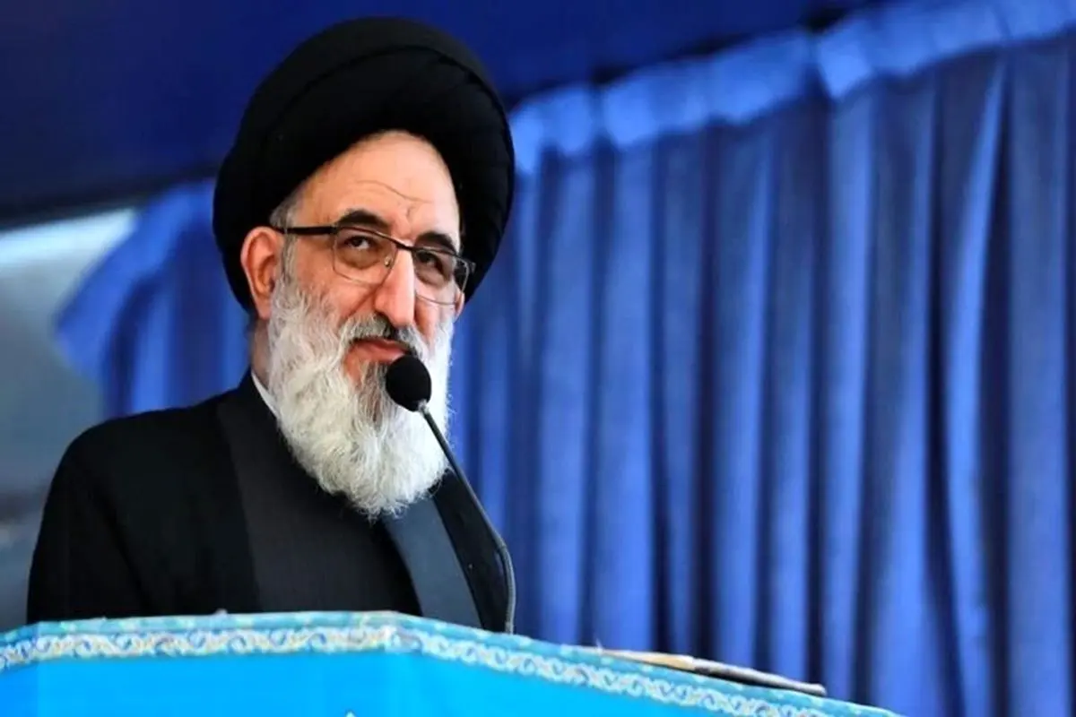 امام جمعه کرج: نیامدن در مجالس شب مهجوریت است و باید در پیشگاه خداوند پاسخگو باشد.