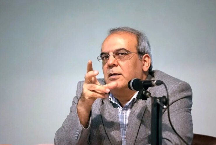انتقاد عباس عبدی به گزارش برخی نمایندگان/ چرا در حالی که 5 سال پیش دولت به اتفاق آرا موافقت کرده بود، تنگه هرمز را نبستید؟