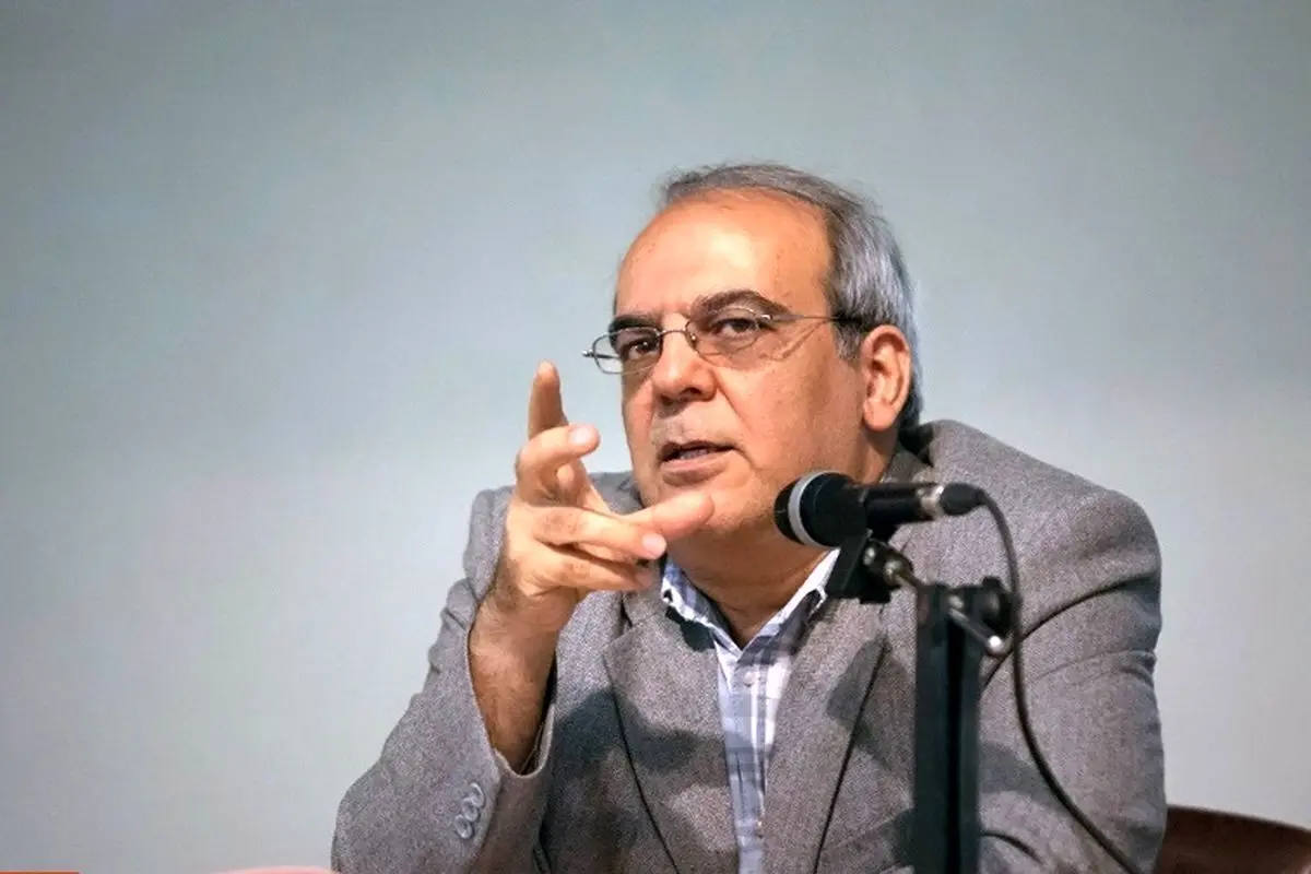 انتقاد عباس عبدی به گزارش برخی نمایندگان/ چرا در حالی که 5 سال پیش دولت به اتفاق آرا موافقت کرده بود، تنگه هرمز را نبستید؟