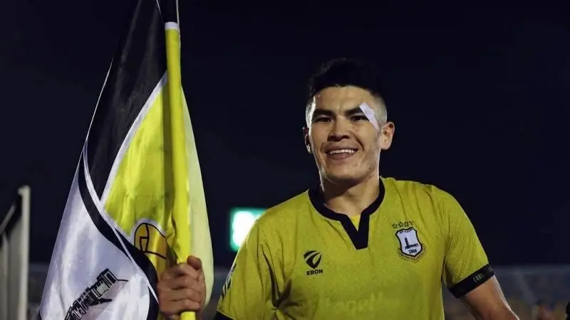 بهترین گلزن با 26 گل؛ کاناوارو عاشق مهاجم پرسپولیس شد!
