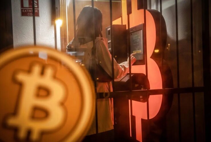 بیت کوین به پایین ترین سطح خود در 6 هفته گذشته رسید 22 بیت کوین به پایین ترین سطح خود در 6 هفته گذشته رسید