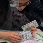 دستورالعمل جدید معاملات دلار اعلام شد