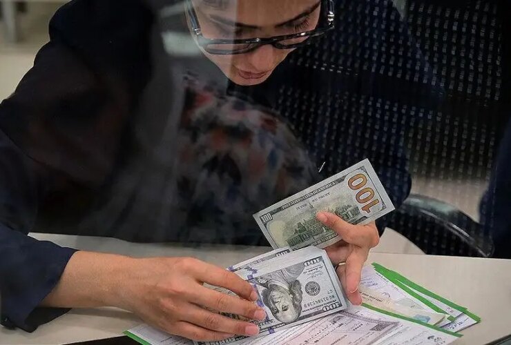 دستورالعمل جدید معاملات دلار اعلام شد 27 دستورالعمل جدید معاملات دلار اعلام شد