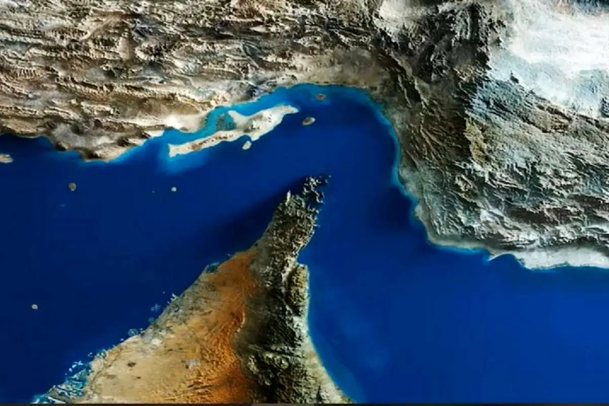 عبور 25 فروند کشتی از تنگه هرمز با هماهنگی نیروی دریایی سپاه پاسداران