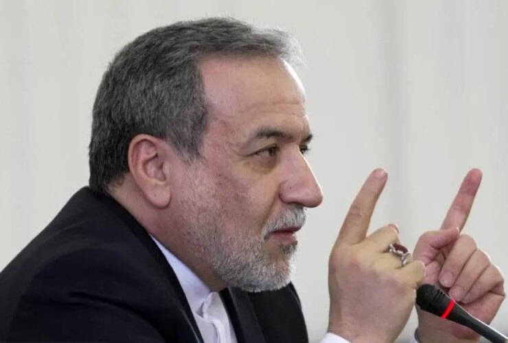 عراقچی: آمریکا باید به دنبال حل مناقشه با ایران خارج از حوزه نظامی باشد