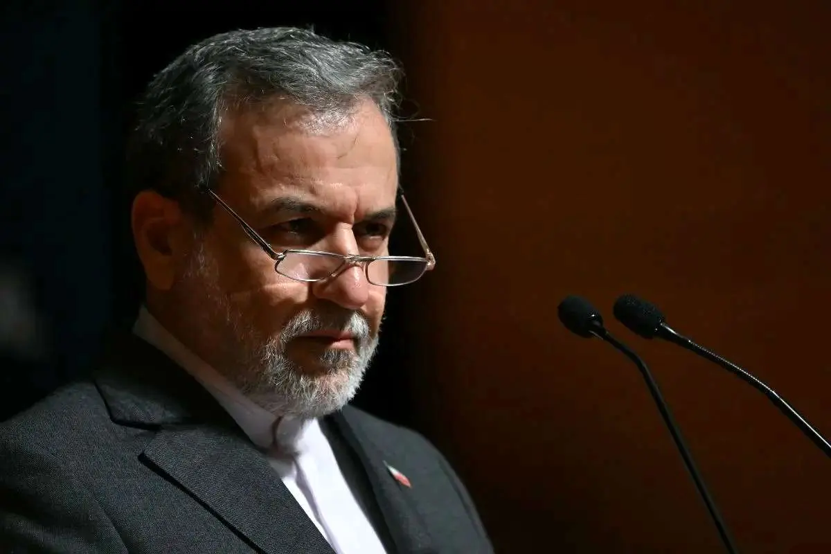 عراقچی: اروپا باید مسئولانه عمل کند