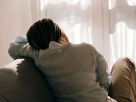 فرمول ساده برای مقابله با افسردگی این است؛ وقتی ذهن سناریوهای ترسناک می آفریند